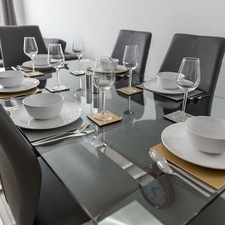 London Northwick Park Serviced Apartments By Riis Property Хароу Екстериор снимка