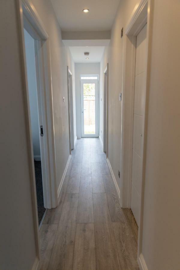 London Northwick Park Serviced Apartments By Riis Property Хароу Екстериор снимка