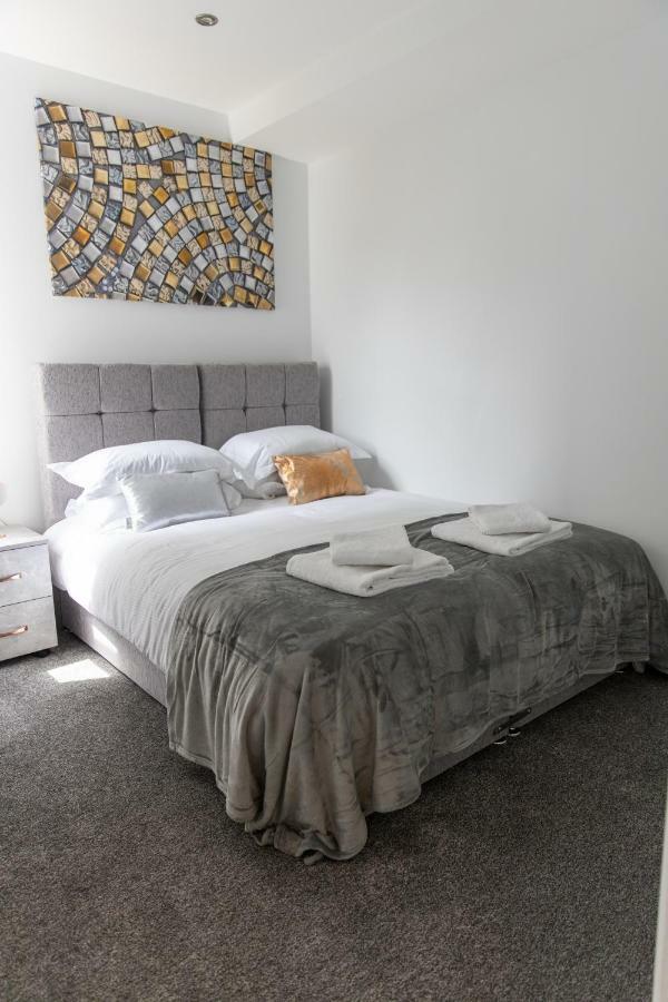 London Northwick Park Serviced Apartments By Riis Property Хароу Екстериор снимка