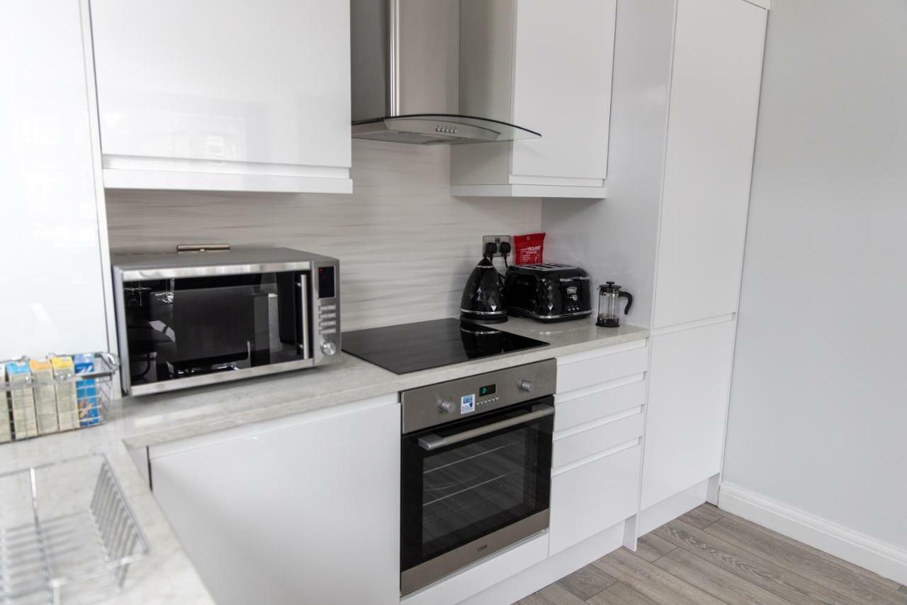 London Northwick Park Serviced Apartments By Riis Property Хароу Екстериор снимка