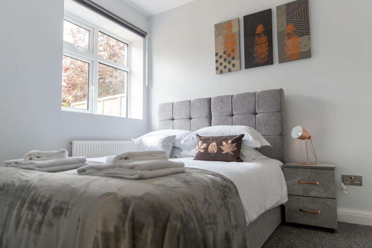 London Northwick Park Serviced Apartments By Riis Property Хароу Екстериор снимка