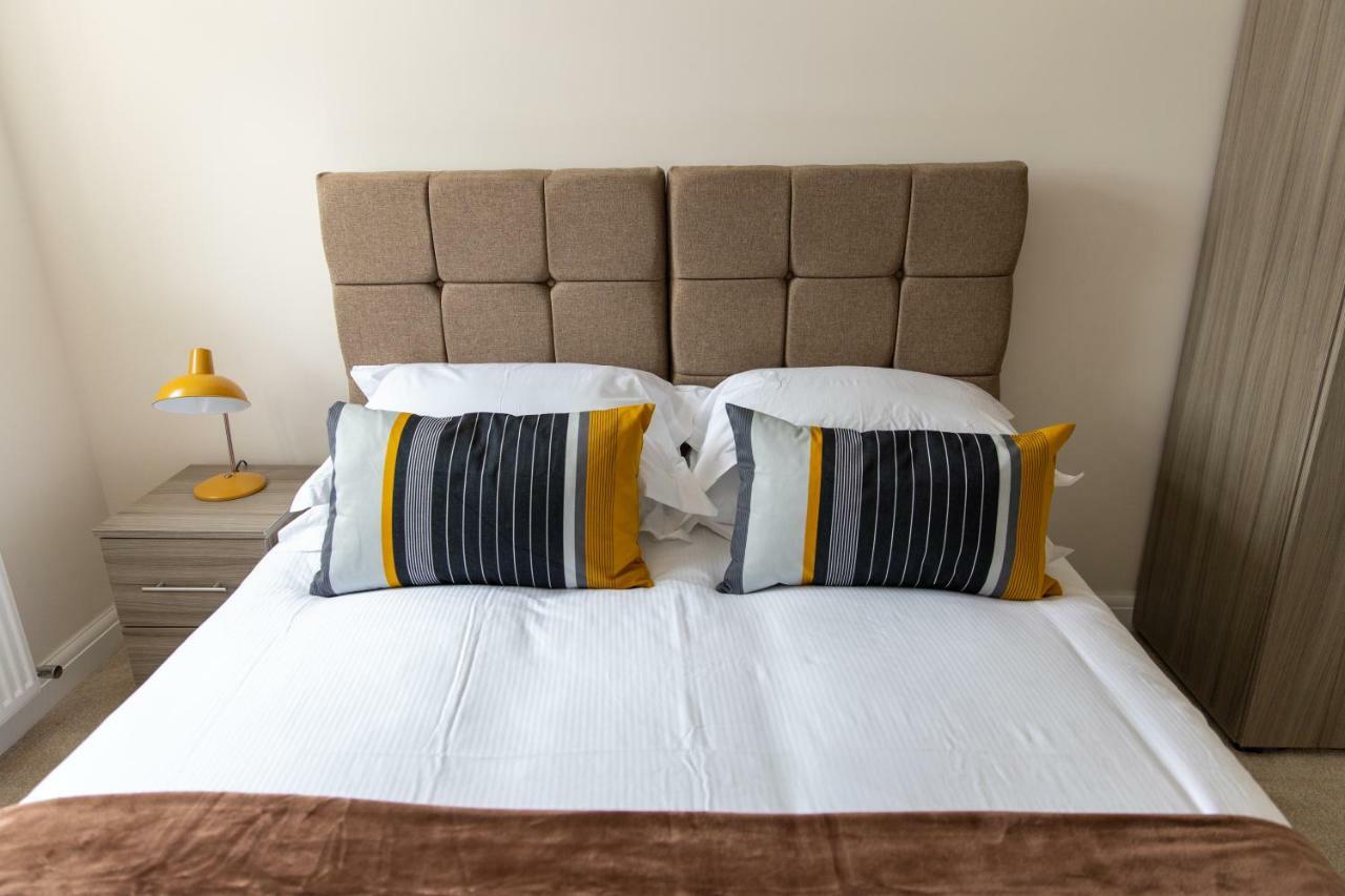 London Northwick Park Serviced Apartments By Riis Property Хароу Екстериор снимка